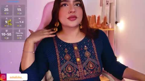 Snapshot of ashalisha chatting on 12.22.25 Asha online show from 12.22.25