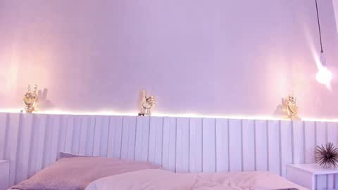 I am Ashley online show from 10.10.25