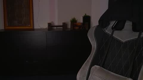 Snapshot of asher_88 chatting on 09.09.25 Jerk Machine online show from 09.09.25