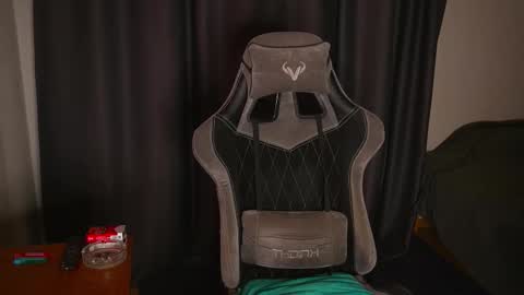 Jerk Machine online show from 12.01.25