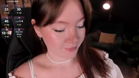 Snapshot of ashhasmy chatting on 09.12.25 Ash online show from 09.12.25