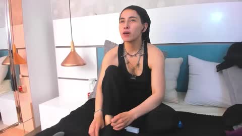 Ashkoreh online show from 02.16.26