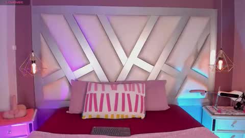 Ashley  online show from 04.25.26