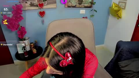 Snapshot of ashleey_johnson chatting on 02.11.25 linda online show from 02.11.25