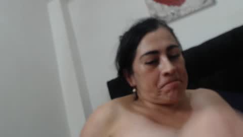 ashleey_thompson online show from 01.01.25