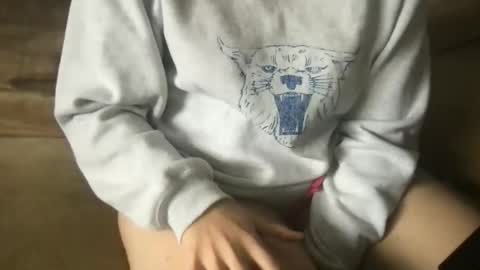 Snapshot of ashleighpink chatting on 11.27.25 Ashleigh online show from 11.27.25