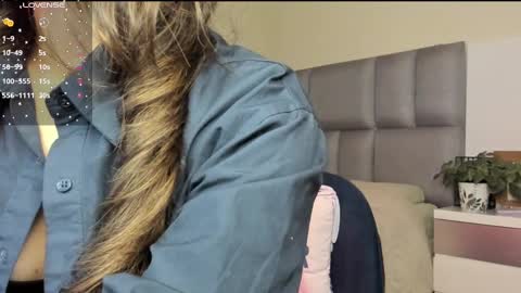 Carolina  online show from 02.22.25