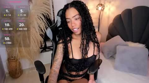 A S H L E Y online show from 02.15.25