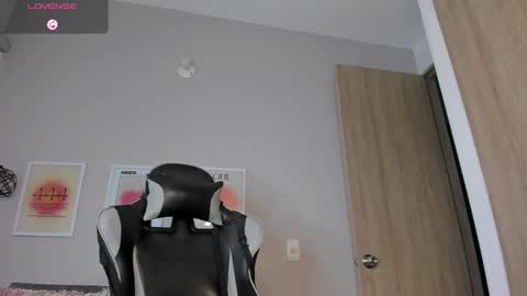 A S H L E Y online show from 01.07.26