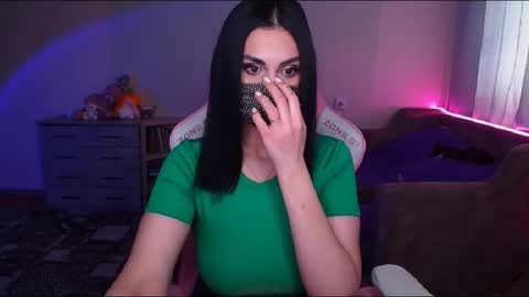   Yasmina   online show from 02.24.25