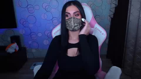   Yasmina   online show from 09.28.25