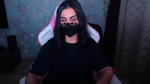   Yasmina   online show from 10.21.25