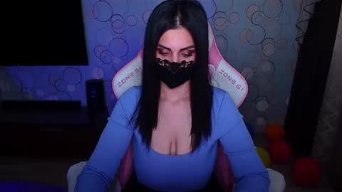   Yasmina   online show from 04.11.26