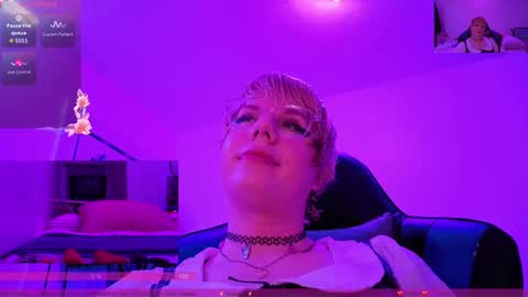 Snapshot of ashley_angel_love chatting on 10.04.25 Angel Ashley Love  online show from 10.04.25