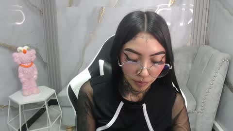 ashley_blum_v online show from 10.25.25