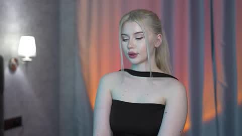 AshleyNiko online show from 11.27.25