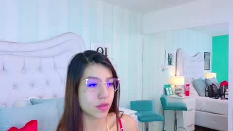 AshleyRoberh online show from 11.06.25