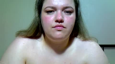 Snapshot of ashleyrosee_ chatting on 06.26.26 Anite online show from 06.26.26