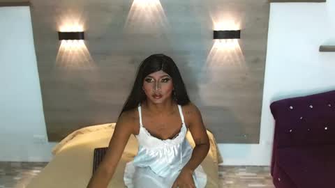 ashleysofiathenison online show from 06.21.26
