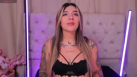 Ashley Lauren online show from 02.20.25