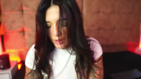 Ashley Lauren online show from 03.19.26