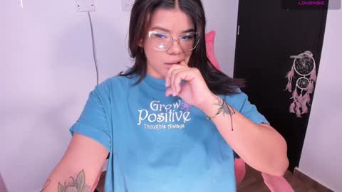 Ashleyy18   online show from 02.04.25