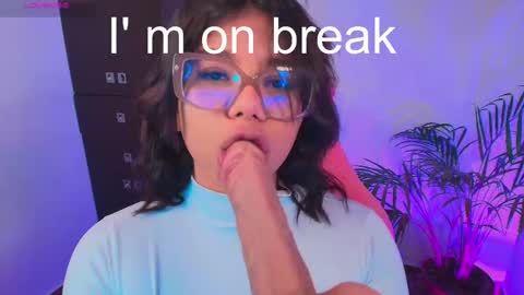 Ashleyy18   online show from 09.17.25