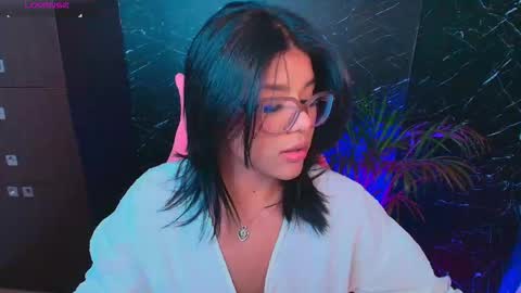 Ashleyy18   online show from 09.20.25