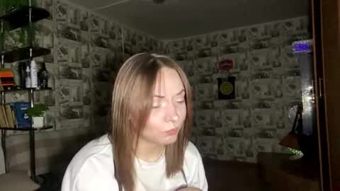 Snapshot of ashliitaliano chatting on 03.25.26 Lily online show from 03.25.26