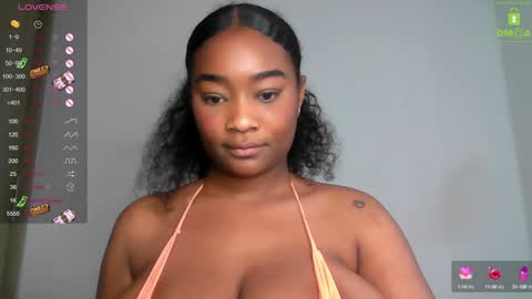 Ashly online show from 02.05.25