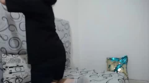 Snapshot of ashly_93 chatting on 12.31.24 engel online show from 12.31.24