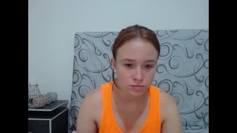Snapshot of ashly_93 chatting on 01.19.25 engel online show from 01.19.25