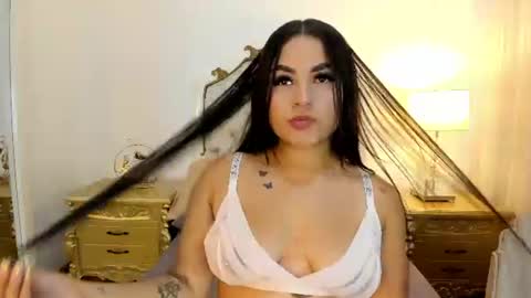 Snapshot of ashly_pink chatting on 07.23.26 Ashly online show from 07.23.26