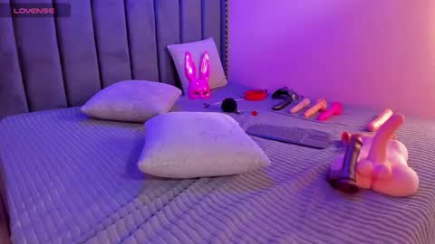 ashlye_miller_ online show from 02.23.25