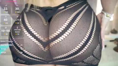 Snapshot of ashlye_stone chatting on 01.28.25 Paula Baleta online show from 01.28.25