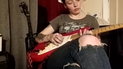 ashlynn5716 online show from 10.12.25