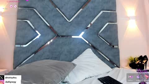 Ashly  online show from 01.30.25