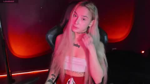 Mila online show from 09.28.25