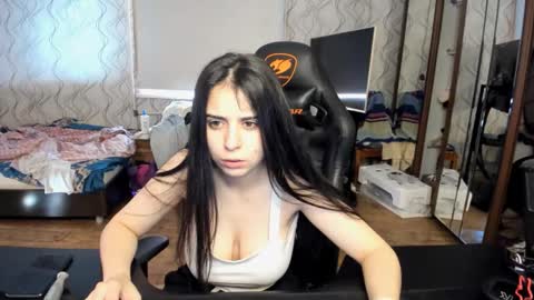 Lina online show from 02.17.26