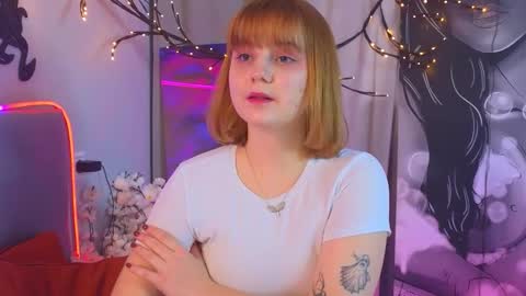 Snapshot of asiabritney chatting on 11.29.25 britney online show from 11.29.25