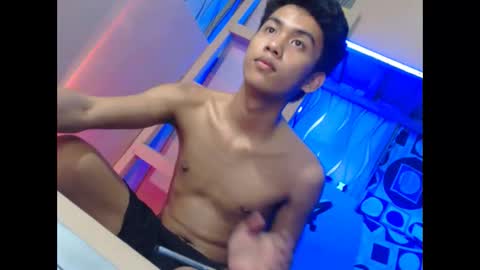 asian_ainsley69 online show from 10.12.25