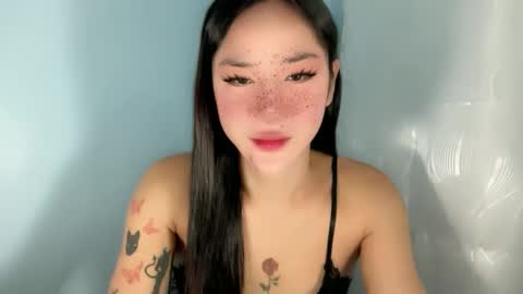 Snapshot of asian_amanda80 chatting on 09.28.25 AMANDA online show from 09.28.25
