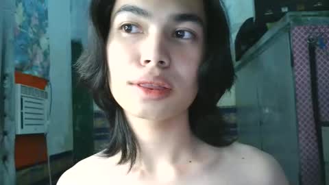 asian_babyboi online show from 12.16.25
