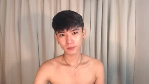 Snapshot of asian_cutiebaexx chatting on 09.21.25 Pat online show from 09.21.25