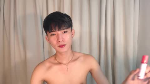 Snapshot of asian_cutiebaexx chatting on 09.24.25 Pat online show from 09.24.25