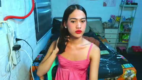 Snapshot of asian_loraine chatting on 06.24.26 LOVELY LORAINE online show from 06.24.26