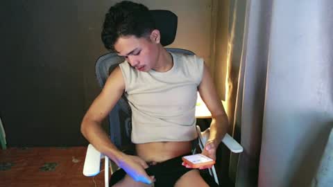 Snapshot of asian_mjxx chatting on 06.13.26 cCALL ME MJ online show from 06.13.26