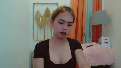 Snapshot of asian_pinay_oldlover chatting on 06.29.26 Angel online show from 06.29.26