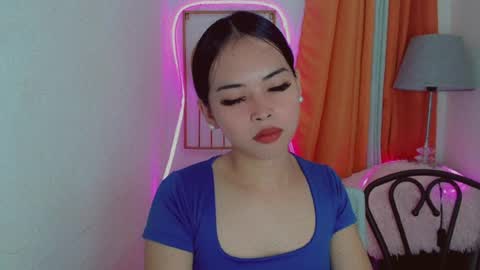 Snapshot of asian_pinay_oldlover chatting on 07.22.26 Angel online show from 07.22.26