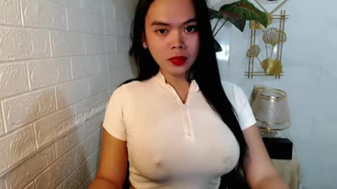 Snapshot of asian_pretty143 chatting on 06.28.26 asian_pretty143 online show from 06.28.26